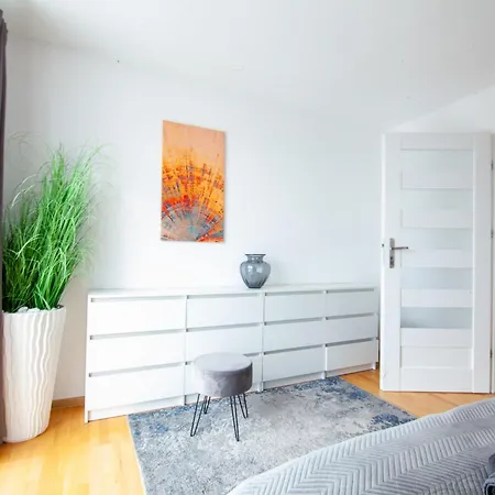 03 Im Carre Charlott Apartment